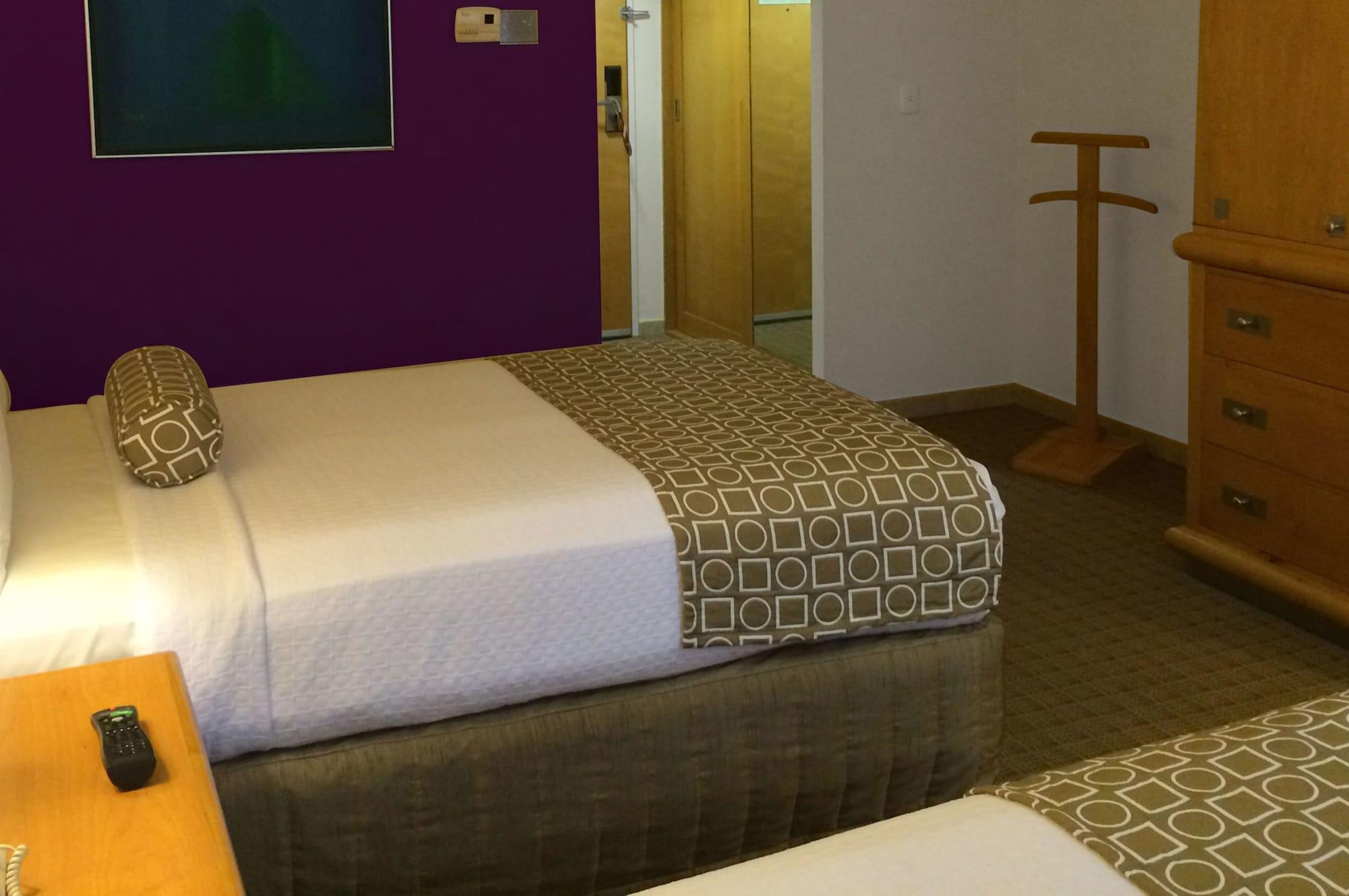 贾拉普 加玛费斯塔阿美利卡萨拉帕旅馆酒店 外观 照片 A room at the Hilton Garden Inn in San Francisco